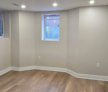 For Lease - 389-1 Nairn Circle Unit# Bsmt., Milton, Ontario - Photo 4