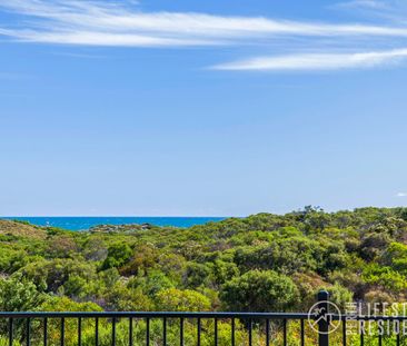 OCEAN VIEWS ~ DUCTED AIR ~ MOVE IN FOR XMAS - Photo 2