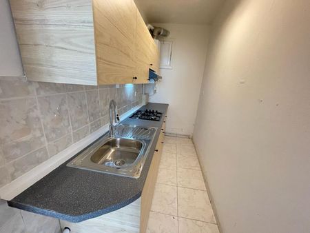 APPARTEMENT - Photo 3