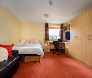 5 Bedroom Apartment - Deluxe Room - Photo 6