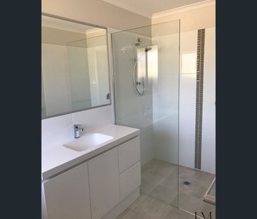 3/154 Croudace Road, Elermore Vale, NSW 2287 - Photo 1
