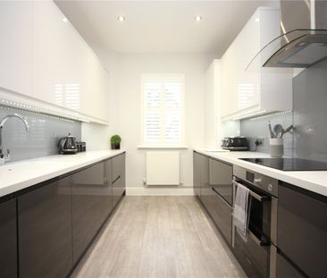 East Approach Drive, - Photo 5