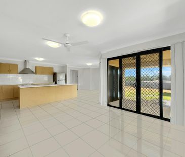 MODERN 4 BEDROOM FAMILY HOME IN THE PEACEFUL SUBURB OF LITTLE CREEK - Photo 1