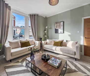 3 bedroom terraced house to rent - Photo 3