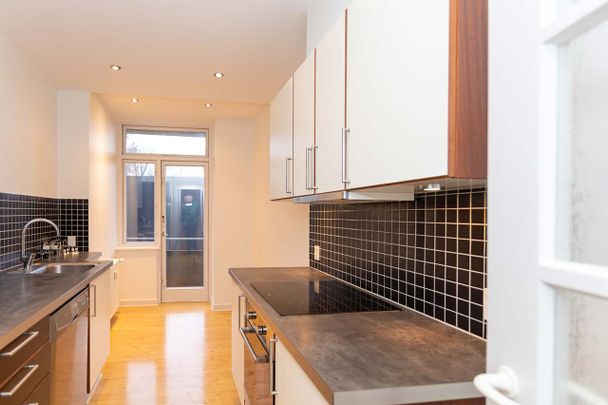 Lys 2-værelses lejlighed i Aalborgs centrum - Photo 1