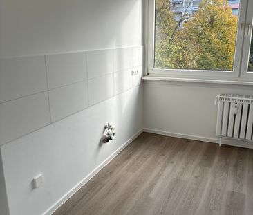 3-Zimmer-Wohnung sucht Nachmieter // 2.OG links - Photo 1