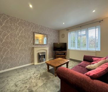 2 bedroom Maisonette in Chives Place, Warfield - Photo 1