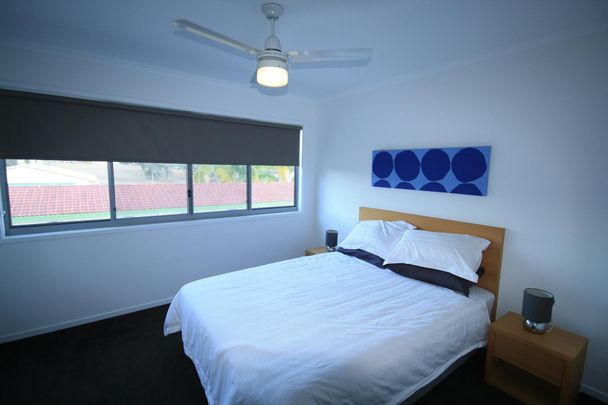 7/100 Glenlyon Street - Photo 1