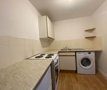 2 bedroom flat to rent - Photo 6