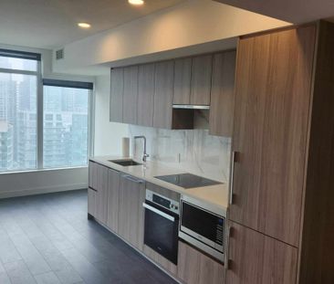 One bedroom condo for rent in Toronto - Photo 2