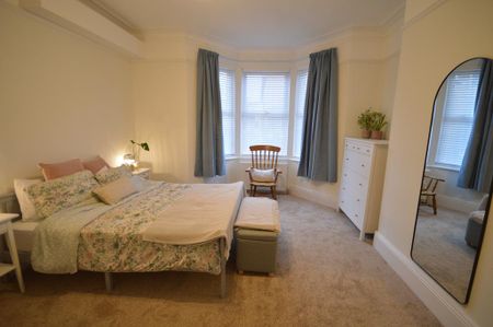 2 bedroom ground floor flat to rent - Photo 5