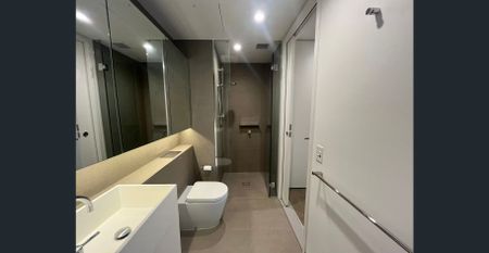 FULLY FURNSIHED ONE BEDROOM ONE BATHROOM APARTMENT LOCATED IN AUSTRALIA 108 - SOUTHBANK - Photo 5