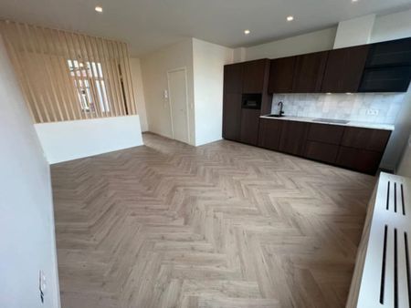 Appartement te huur - Foto 3