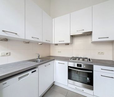 Appartement te huur in Ixelles - Photo 1