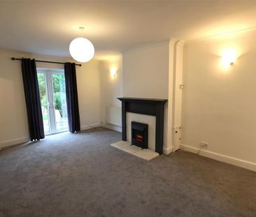 3 bedroom terraced house to rent - Photo 1