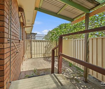 Low-Maintenance Living in Sought-After Taree West - Photo 2