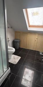 House share to rent - Photo 4