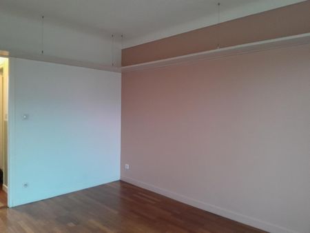 Location Appartement 2 pièces 38m² ANNECY 74000 - Photo 4