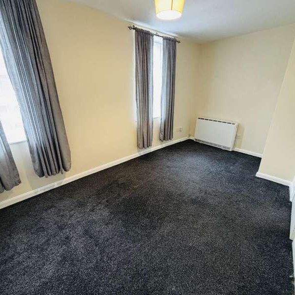 Pump Square, Boston, PE21 - Photo 1