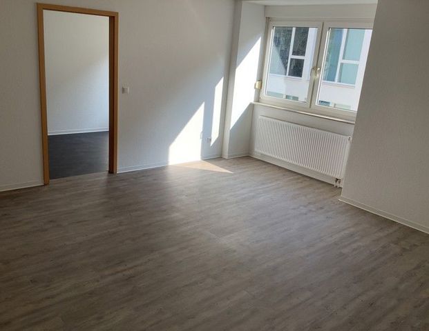 Frisch sanierte 3-Raum-Wohnung in Gohlis sucht neuen Mieter - Photo 1