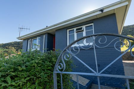 Three bedroom with views! - Photo 4
