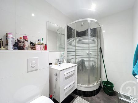 Location Appartement 2 pièces 44m² CORBEIL ESSONNES 91100 - Photo 5