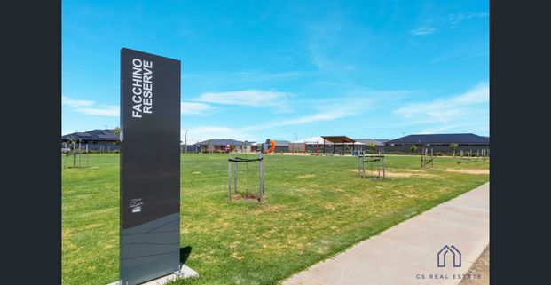 Brand New Low Maintenance living home offering a comfortable, convenient & quiet lifestyle - Photo 1