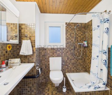 Charming single room with practical furniture in Oberweningen - Foto 6