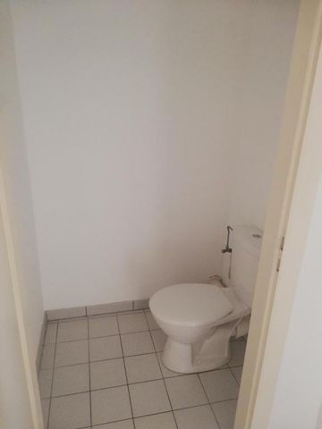 Location : Appartement 2 pièces 52 m2 – STRASBOURG - Photo 2