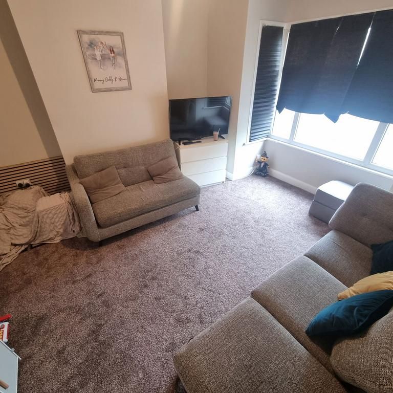 2 bedroom semi-detached house to rent - Photo 1