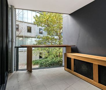 Three Bedroom Riverfront Apartment - Photo 5
