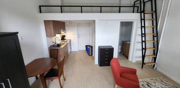 Furnished Studio Loft, Wi-Fi & Utilities Included - Photo 2