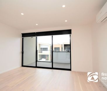 Modern Comfort and Style in a Prime Location - Photo 3