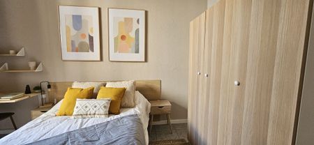 Carrer de Pau Claris, Barcelona, Catalonia 08037 - Photo 3