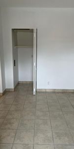 5 1/2 - Montréal (Saint-Laurent) - 1 600 $/mois - Photo 4
