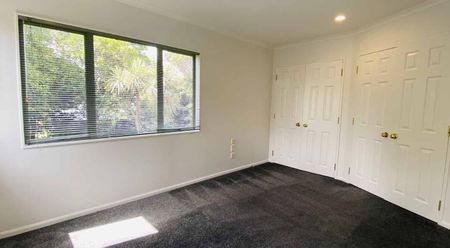 4 bedroom house - Photo 5