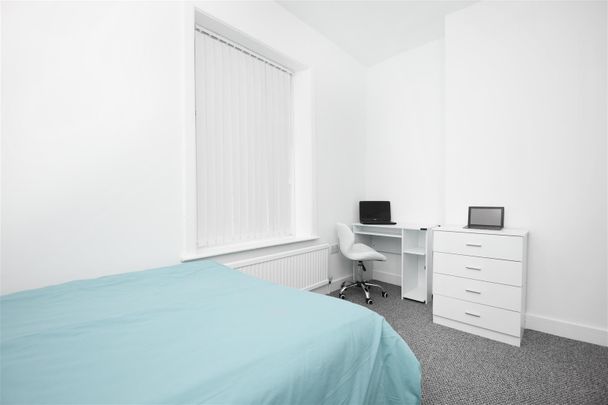 1 bed house share to rent in Athol Street South, Burnley, BB11 - Photo 1