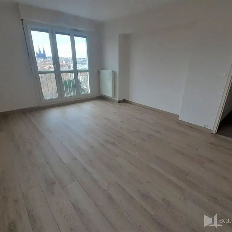 Location appartement 4 pièces - 84m² à Clermont-ferrand (63000) - Photo 1