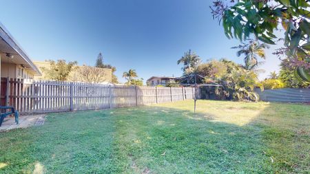 Low-Maintenance Living Near School & Shopping - Photo 4