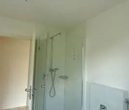 Hier bleiben keine Wünsche offen! Tolle Wohnung mit vielen Extras! - Photo 4