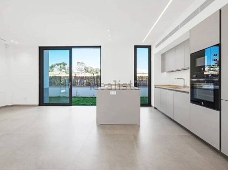 2 room luxury Flat for rent in Palma de Mallorca, Spain - Photo 3