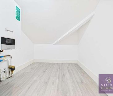 Woodside Avenue, London, N12 - Photo 2