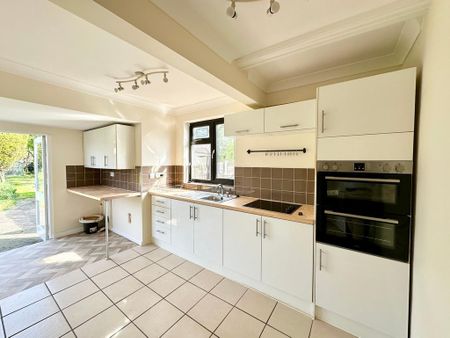 2 bedroom detached bungalow to rent - Photo 4