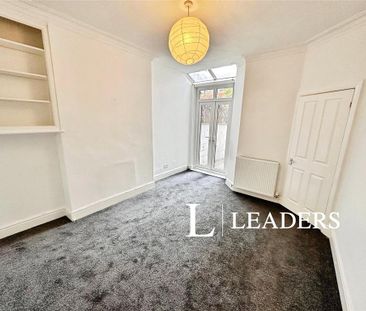 3 bedroom terraced house to rent - Photo 6