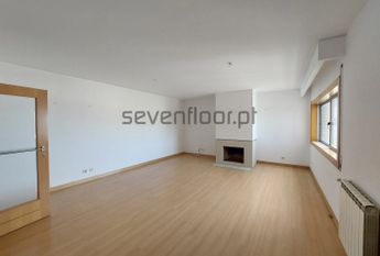 Apartamento T2+1 em Porto