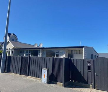 Queens Park - Photo 2