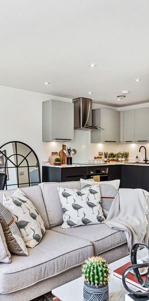 Windmill Lane, London, Hanwell - Photo 1