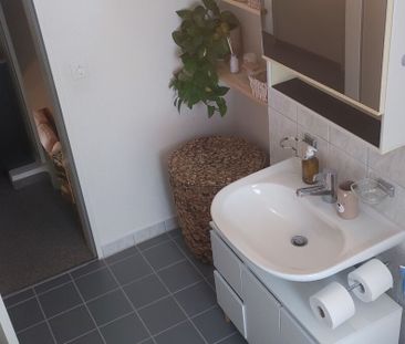 MAISON DE 4 PIÈCES À OBERGLATT (ZH), MEUBLÉE, TEMPORAIRE - Photo 1