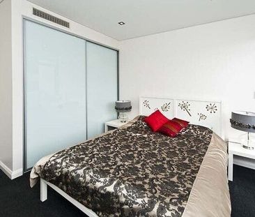 East Perth - Photo 3