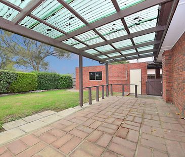Family Comfort Backing onto Frederick Wachter Reserve - Photo 6